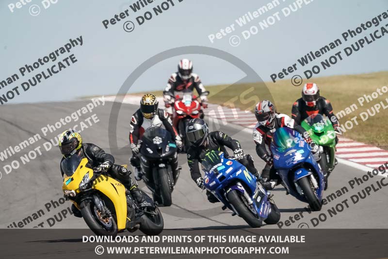 donington no limits trackday;donington park photographs;donington trackday photographs;no limits trackdays;peter wileman photography;trackday digital images;trackday photos